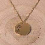 ronde pendant goud 13mm - ingezoomd Juni